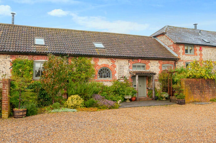 2 Bedroom Terraced House For Sale In Old Alresford, Alresford, Hampshire, SO24