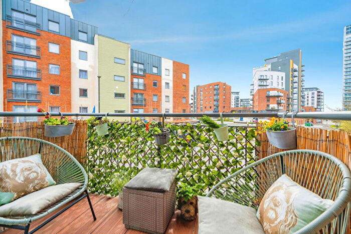 2 Bedroom Flat For Sale In Spenser, Keel Road, SO19