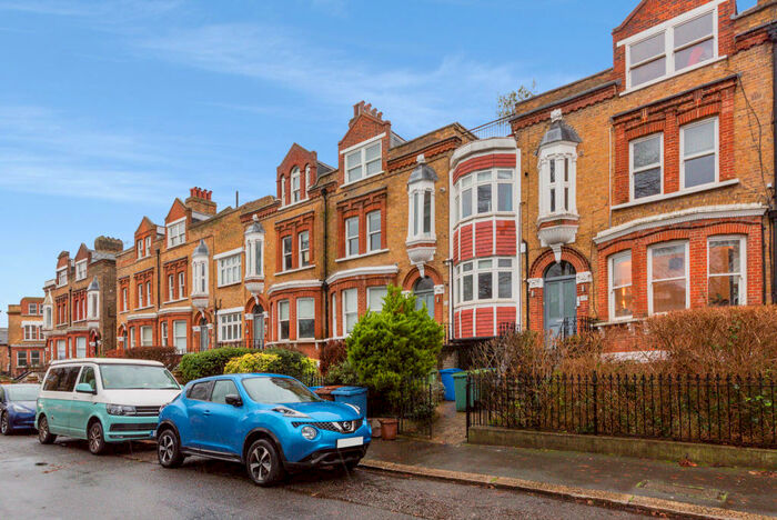 1 Bedroom Apartment To Rent In East Dulwich London, SE22