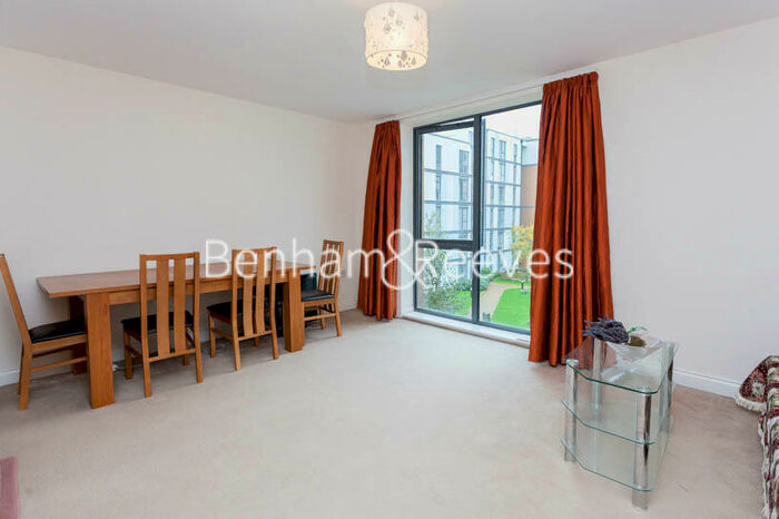 1 Bedroom Apartment To Rent In Needleman Close, London, NW9