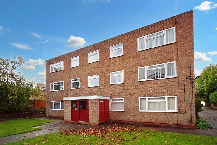 1 Bedroom Flat For Sale In St Patricks Close, Kings Heath, B14