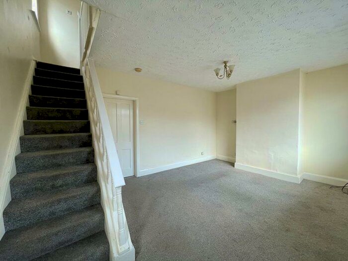 3 Bedroom Semi-Detached House To Rent In Beech Avenue, Horwich, Bolton **Available Now**, BL6