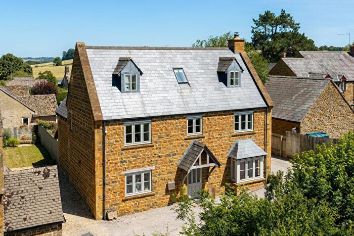 4 Bedroom Detached House For Sale In Wardington, Oxfordshire, OX17