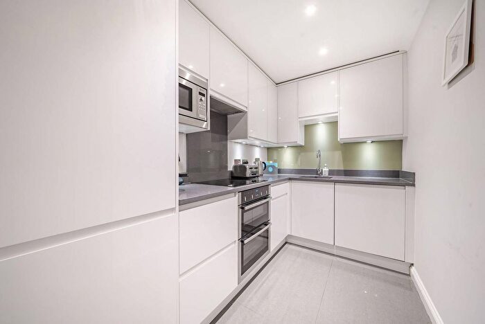 2 Bedroom Flat To Rent In Elverton Street, Westminster, London, SW1P