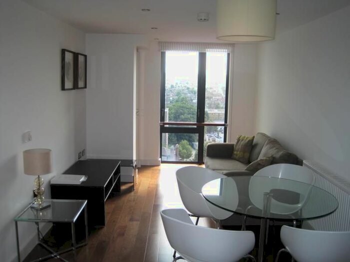 1 Bedroom Flat To Rent In Centrillion Point, 2 Masons Avenue, Croydon CR0