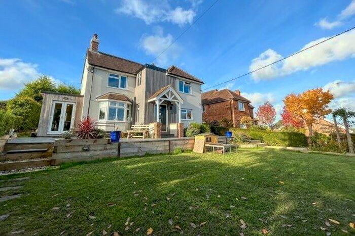 4 Bedroom Detached House To Rent In Station Road, Crowborough, TN6