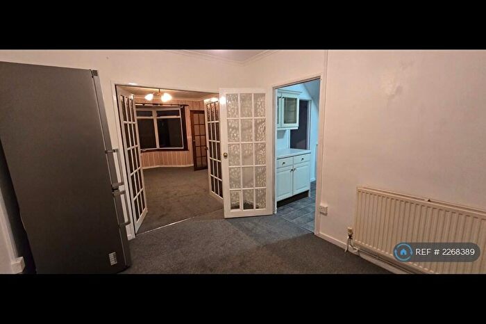 4 Bedroom Semi-Detached House To Rent In Dunmail Road, Bristol, BS10