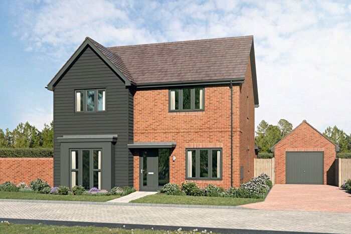 4 Bedroom Detached House For Sale In Buckler's Park, Crowthorne, Berkshire, RG45