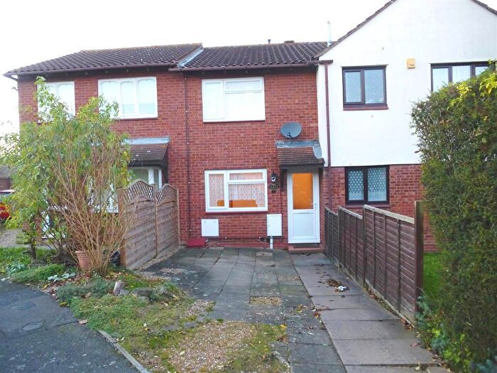 2 Bedroom House To Rent In Challacombe, Furzton, Milton Keynes, MK4