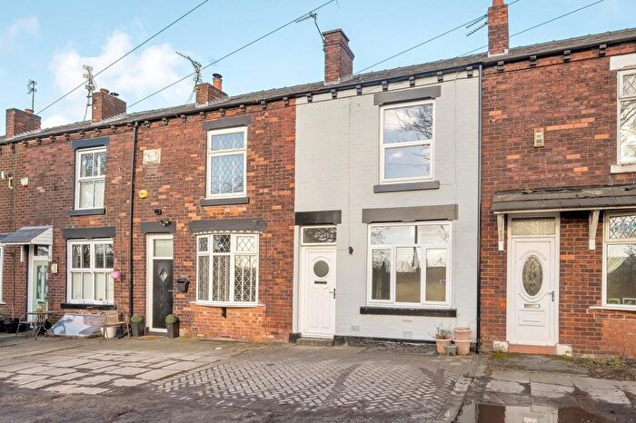 4 Bedroom Terraced House For Sale In Castle Hill, Bredbury, SK6