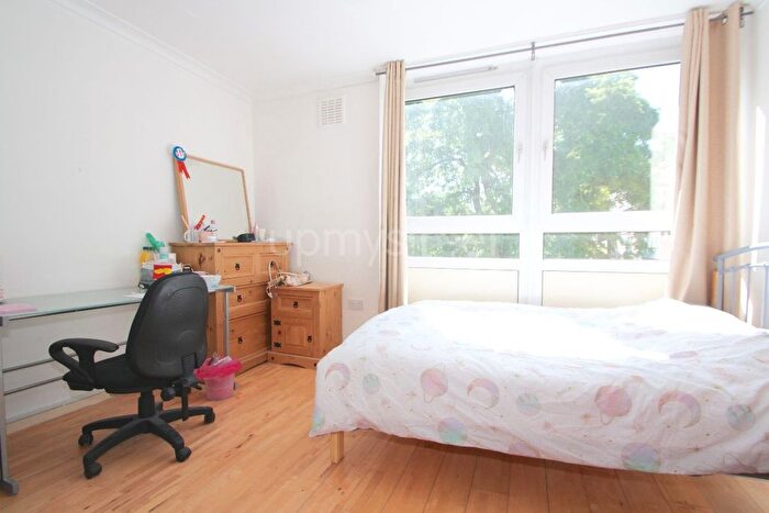 3 Bedroom Maisonette To Rent In Stanhope Street, Regent's Park, NW1