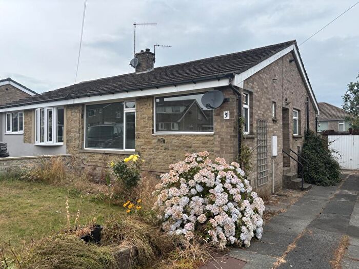 2 Bedroom Semi-Detached Bungalow To Rent In Westhill Avenue, Cullingworth, Bingley, Bradford, BD13
