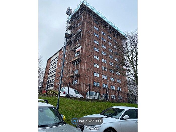 3 Bedroom Flat To Rent In Melbourne Court, Gateshead, NE8