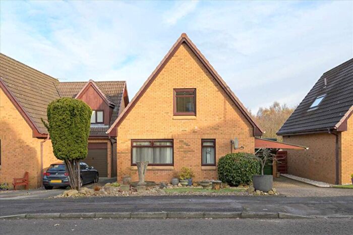 3 Bedroom Detached House For Sale In Orchard Grove, FK2