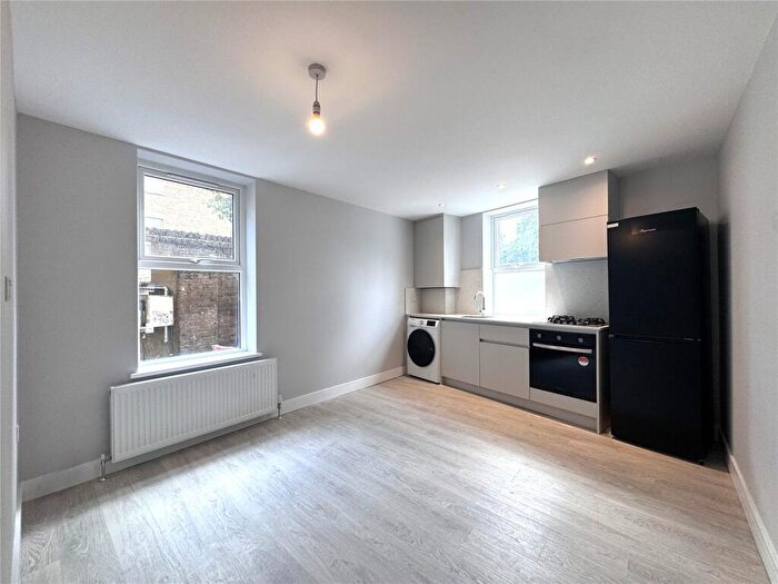 1 Bedroom Apartment To Rent In High Road, Willesden, NW10