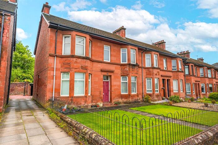 2 Bedroom Flat For Sale In Hamilton Road, Motherwell, ML1