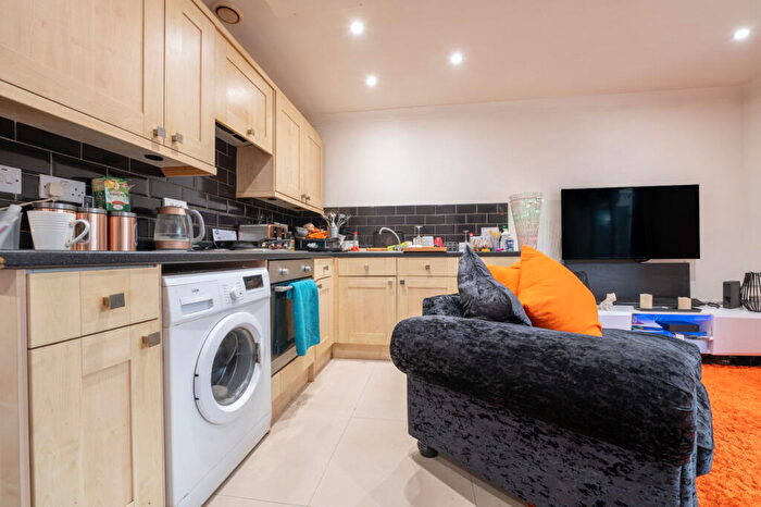 1 Bedroom Flat For Sale In Howard Road, Southampton, Hampshire, SO15