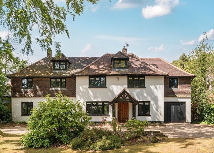 4 Bedroom Detached House For Sale In Forest Drive, Keston Park, Keston, Kent, BR2