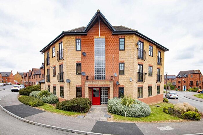 2 Bedroom Apartment To Rent In Exbury Lane, Westcroft, MK4