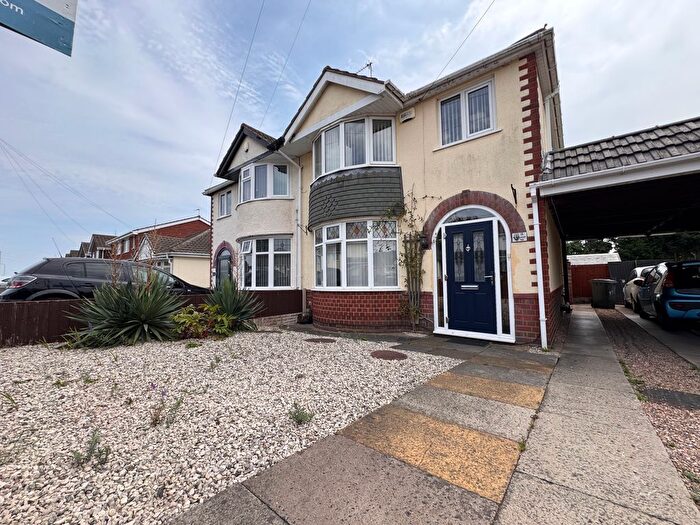 3 Bedroom Semi-Detached House To Rent In Uplands Road, Willenhall, Wolverhampton, WV13