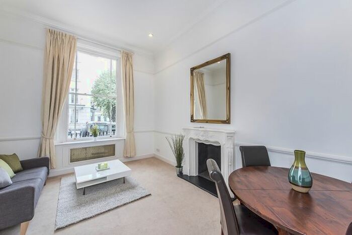 2 Bedroom Flat To Rent In St. Georges Drive, London, SW1V
