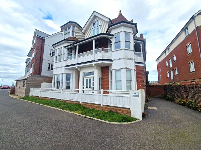 2 Bedroom Flat To Rent In Sea Road, Westgate-On-Sea, Kent, CT8