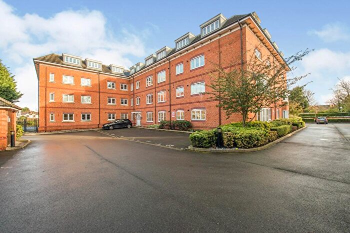 2 Bedroom Apartment To Rent In Regency Point, West Bridgford, NG2