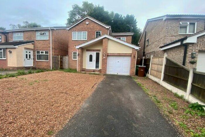 4 Bedroom Property To Rent In Camelot Avenue, Nottingham, NG5