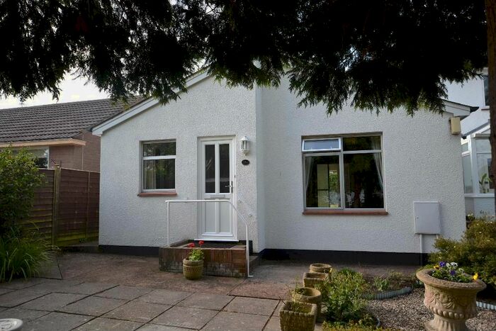 1 Bedroom Bungalow To Rent In Chapel Road, Alphington, Exeter, EX2