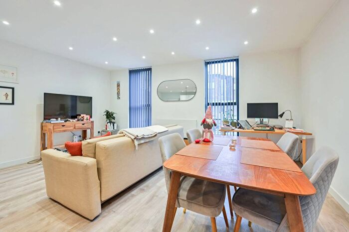 1 Bedroom Flat To Rent In Grange Road, Bermondsey, London, SE1