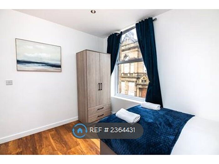 1 Bedroom Flat To Rent In Wellington Road, Dewsbury, WF13