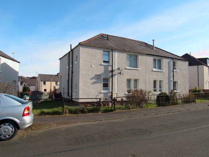 2 Bedroom Property To Rent In Bannockburn Street, Greenock Unfurnished, PA16