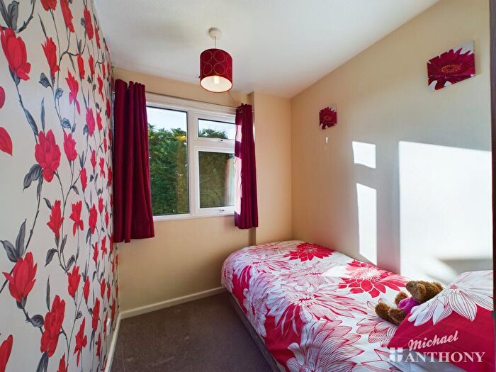 3 Bedroom Terraced House For Sale In Knaves Hill, Linslade, LU7