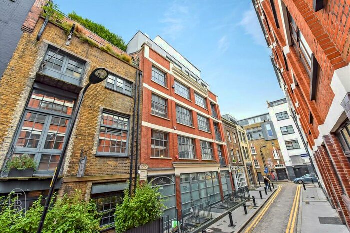 2 Bedroom Apartment For Sale In Hoxton Square, London, N1