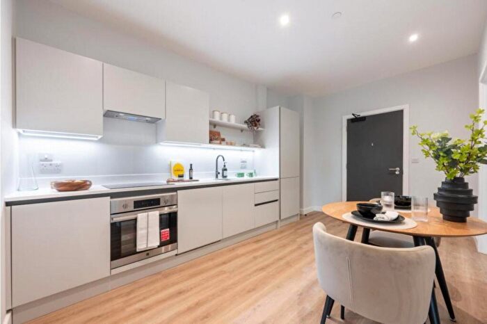 Studio To Rent In Caisson Moor Court, Navigation Road, London, E3