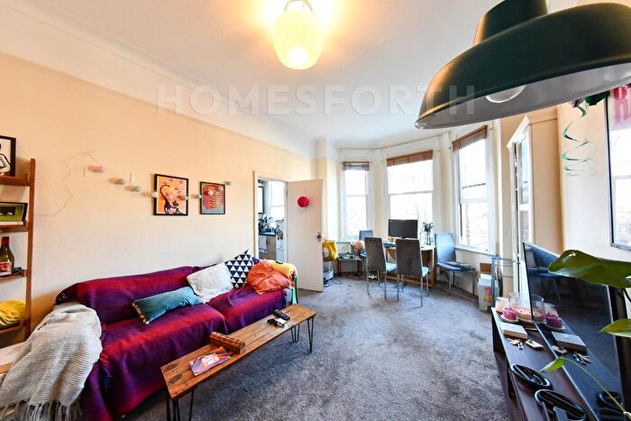 2 Bedroom Flat To Rent In Goldhurst Terrace, South Hampstead, NW6