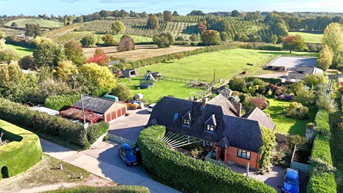 4 Bedroom Detached House For Sale In Ford House Road, Newent, GL18