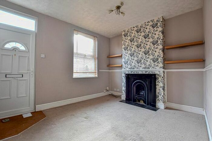 3 Bedroom Terraced House To Rent In Melville Road, Maidstone, ME15