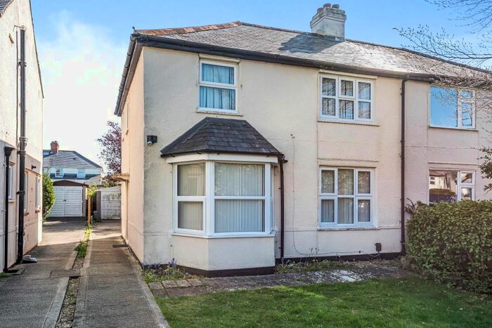 3 Bedroom Semi-Detached House To Rent In Dene Road, Headington, OX3