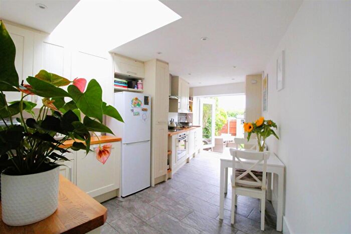 3 Bedroom End Of Terrace House For Sale In Elm Road, Ewell Village, KT17