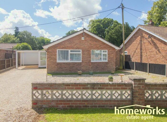 3 Bedroom Detached Bungalow For Sale In The Street, NR9