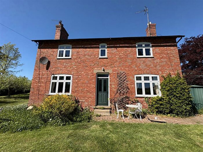 3 Bedroom Farm For Sale In Honey Pot Lane, Colsterworth, Grantham, NG33