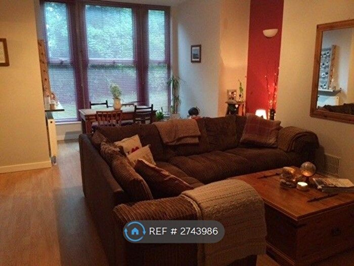 2 Bedroom Flat To Rent In Westfield Terrace, Leeds, LS7