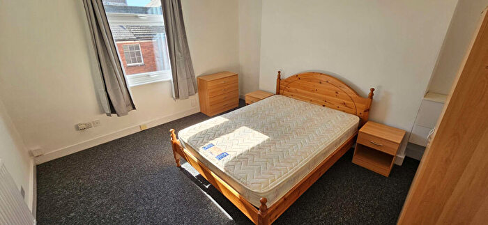 2 Bedroom Flat To Rent In Wellington Street, Luton, LU1