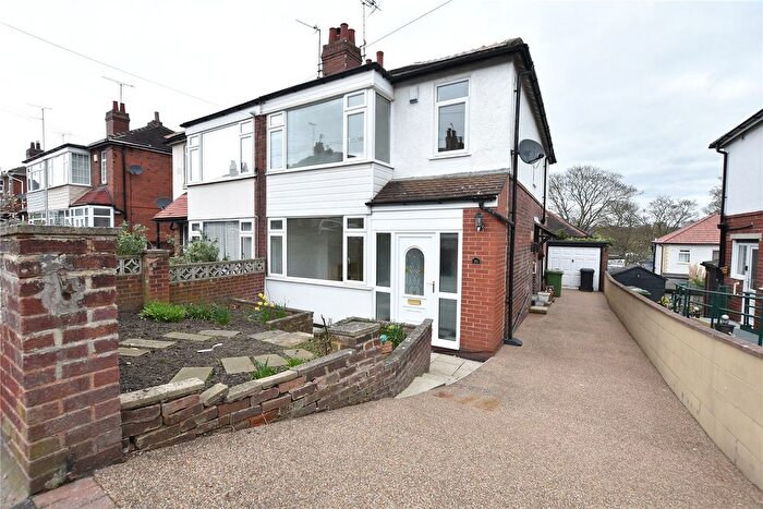 3 Bedroom Semi Detached House For Sale In Somerville Avenue, Leeds, West Yorkshire, LS14