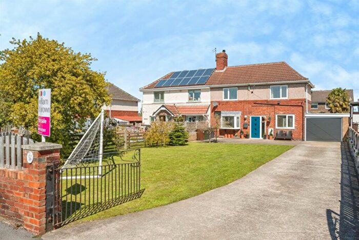 3 Bedroom Semi Detached House For Sale In Clarence Place, Maltby, Rotherham, S66