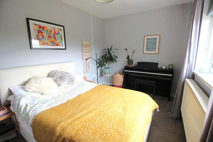 1 Bedroom Flat To Rent In Luffield Road, London, SE2