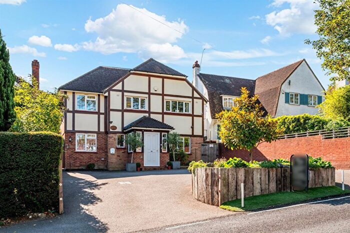 5 Bedroom Detached House For Sale In Yew Tree Bottom Road, Epsom, KT17
