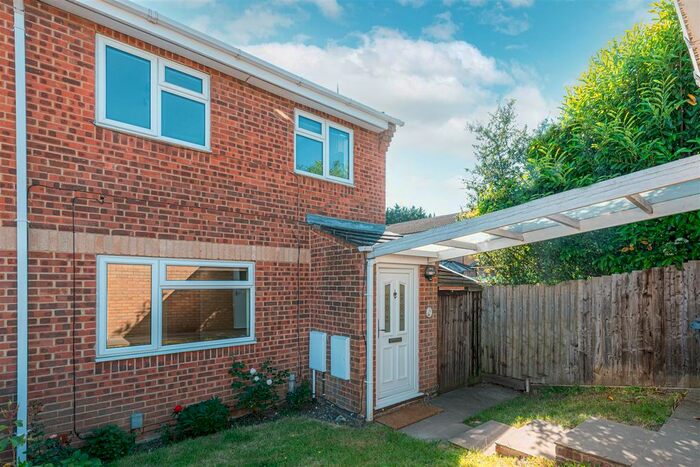 3 Bedroom Semi-Detached House To Rent In Neale Close, High Wycombe, HP12