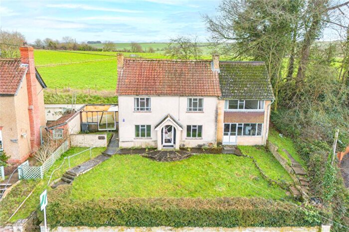 4 Bedroom Detached House For Sale In High Street, Easterton, Devizes, Wiltshire, SN10